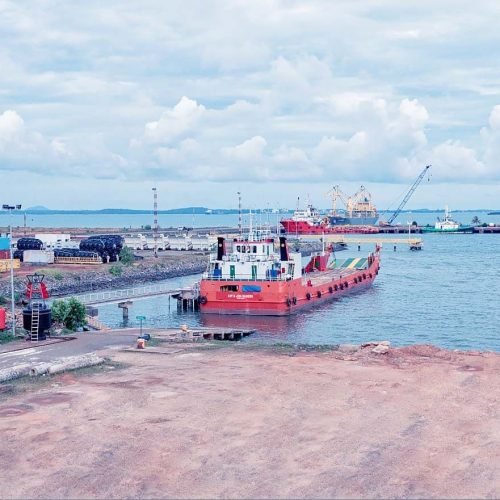 fasilitas port and terminal